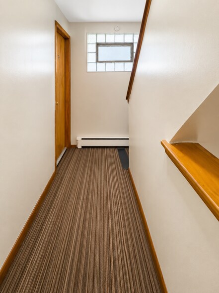 More Photos Of 1025-1049 W Vermont St, Calumet Park Apartments For Sale
