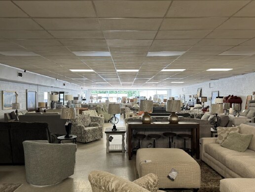 More Photos Of 425 W Main St, Senatobia Freestanding For Sale