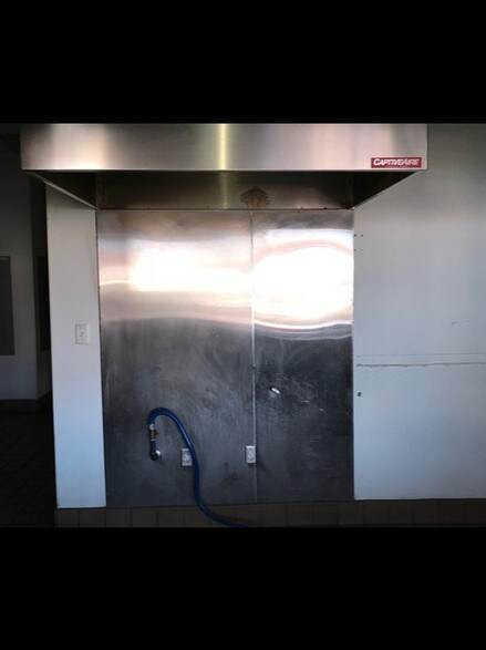 More Photos Of 4855-4865 S Pecos Rd, Las Vegas Unknown For Lease