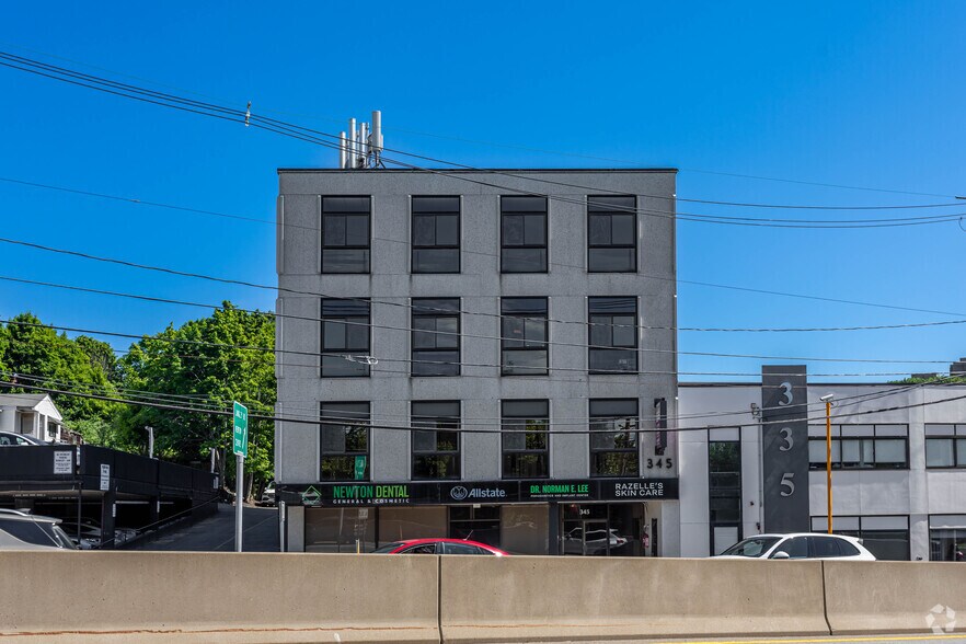 More Photos Of 345 Boylston St, Newton Office For Lease