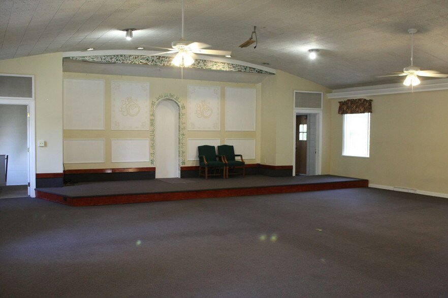 More Photos Of 10909 Chippewa Rd, Brecksville Religious Facility For Sale