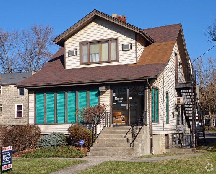 Primary Photo Of 6112 Benneville St, Cincinnati Freestanding For Sale