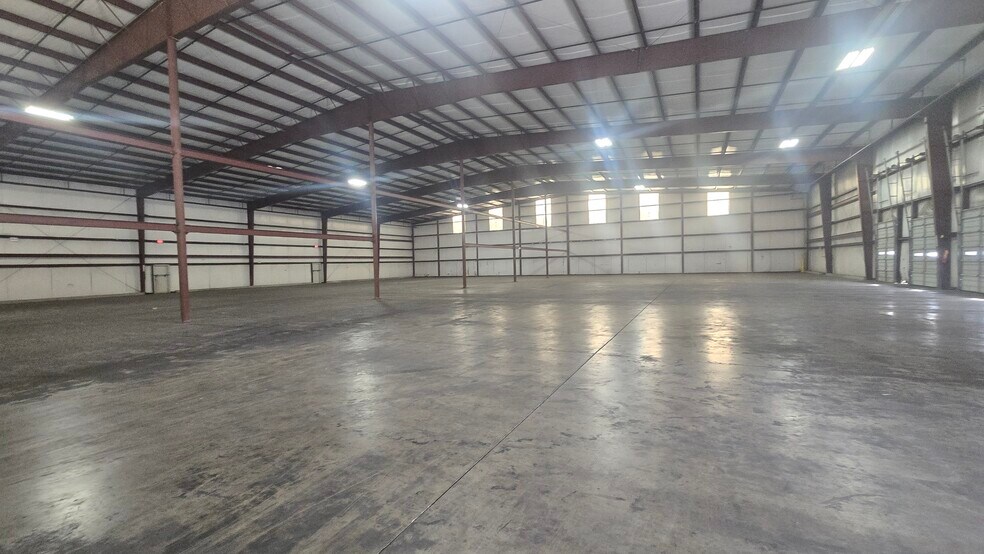 Primary Photo Of 113 Industrial Park Dr, Lincolnton Warehouse For Lease