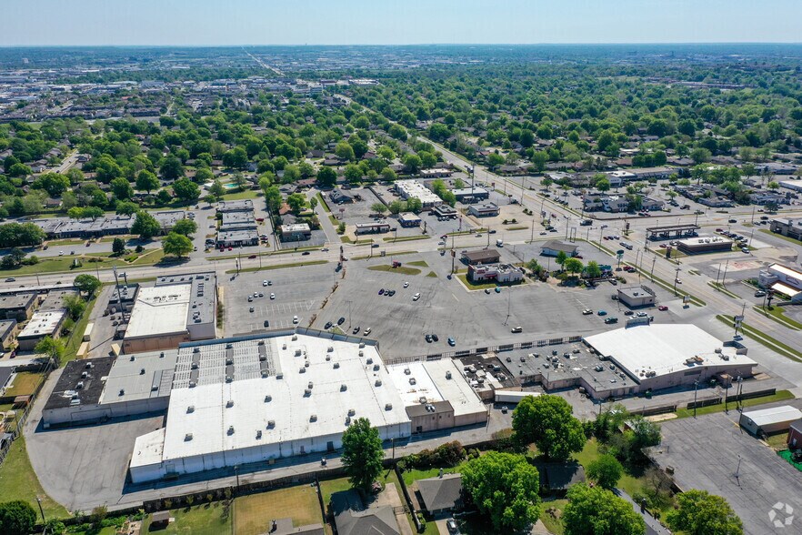 More Photos Of 4902-5046 S Sheridan Rd, Tulsa Unknown For Lease