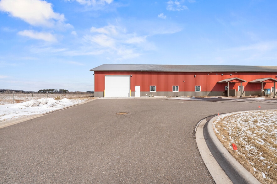 More Photos Of 6202 402nd St, North Branch Manufacturing For Sale