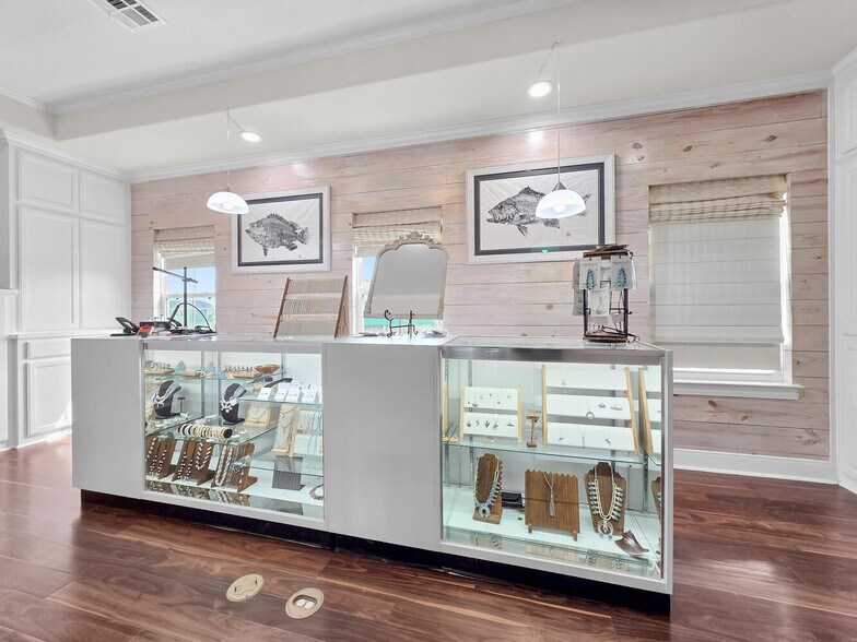 More Photos Of 970 Surfside, Crystal Beach General Retail For Sale