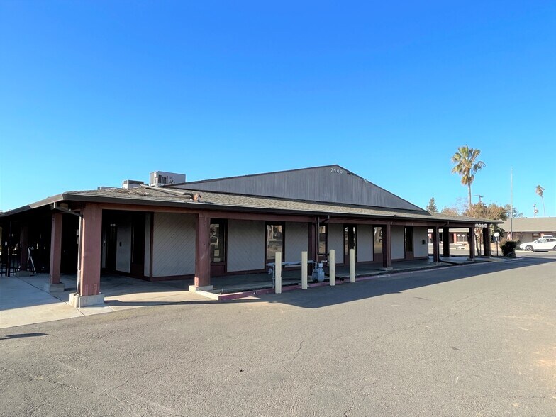 More Photos Of 2500 Marconi Ave, Sacramento Office For Lease
