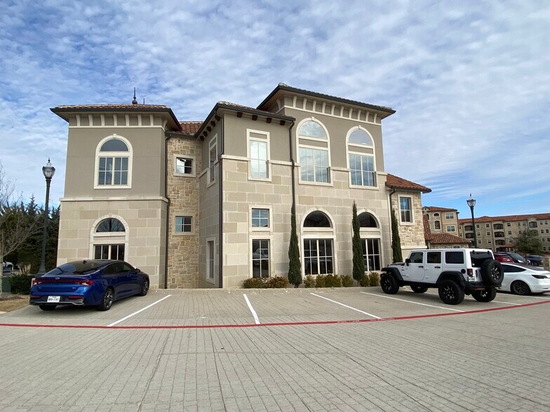 More Photos Of 210 Adriatic Pky, McKinney Office For Lease