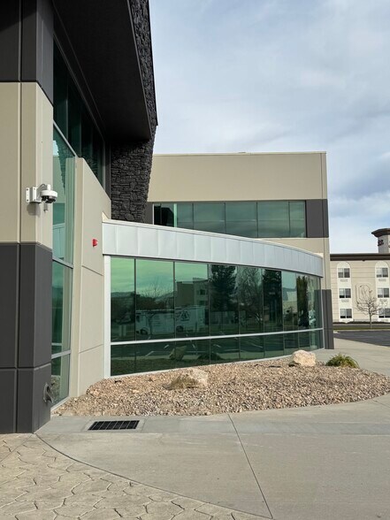 More Photos Of 255 Admiral Byrd Rd, Salt Lake City Office For Lease