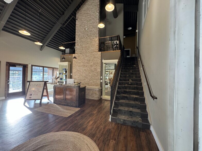 More Photos Of 160 W 2nd S, Rexburg General Retail For Lease