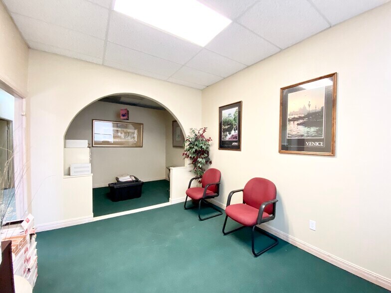More Photos Of 3102 E Business 83, Weslaco Office For Lease