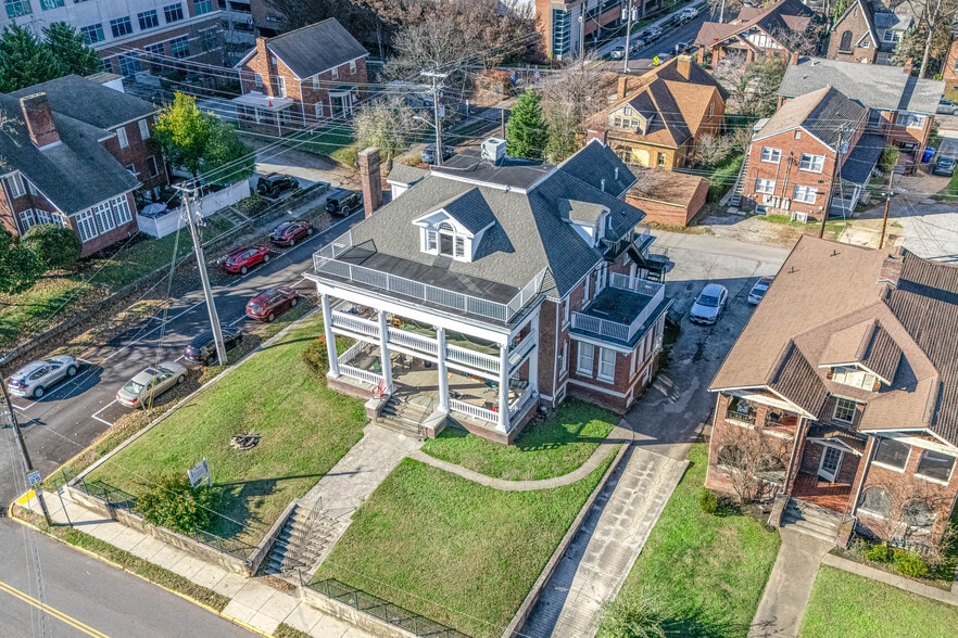 More Photos Of 1733 W Clinch Ave, Knoxville Apartments For Sale