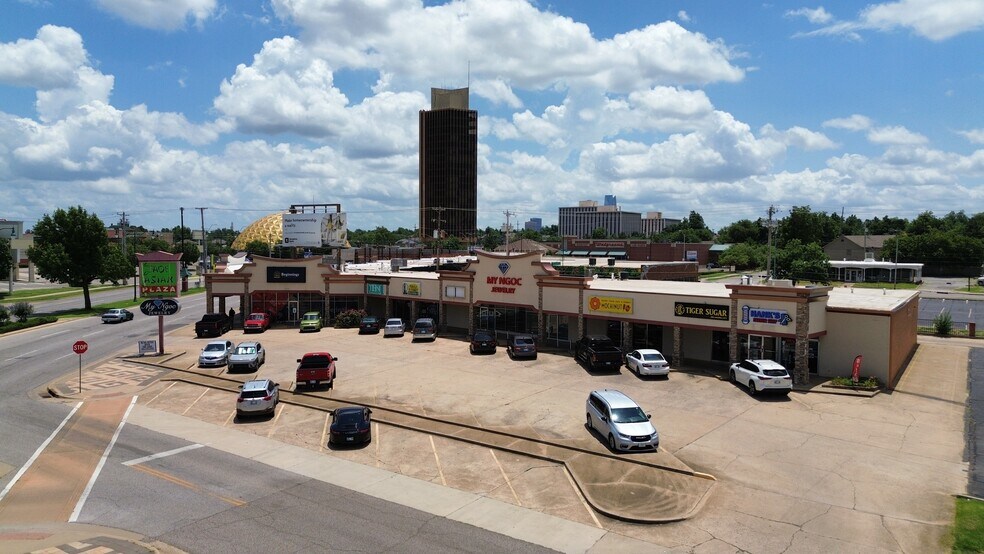 More Photos Of 2419-2435 N Classen Blvd, Oklahoma City Unknown For Lease