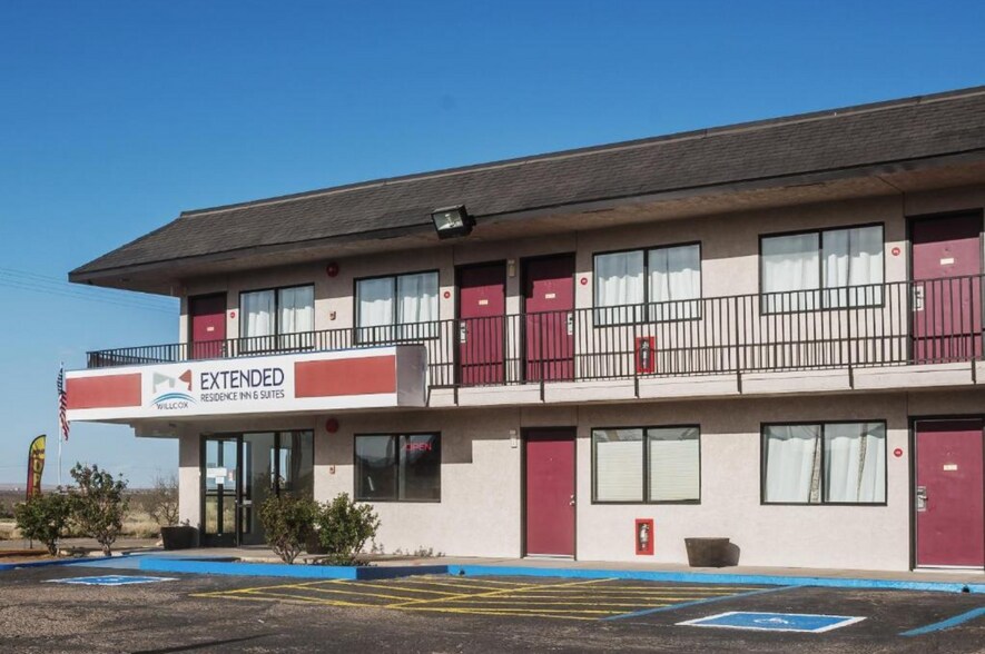 More Photos Of 921 N Bisbee Ave, Willcox Hotel For Sale