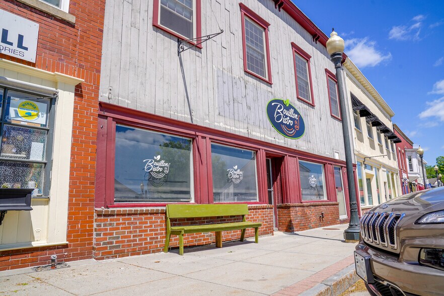 More Photos Of 123 Union Sq, Milford Restaurant For Sale