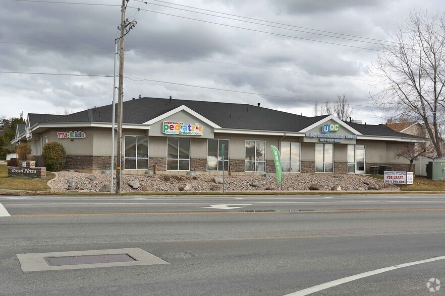 Primary Photo Of 3479-3491 W 4800 S, Roy Medical For Lease