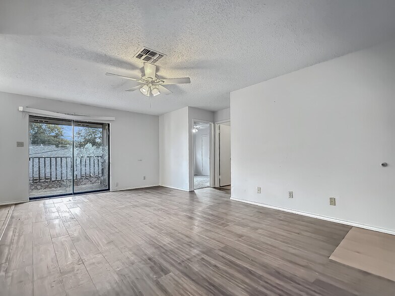 More Photos Of 1870 King David Dr, Three Rivers Apartments For Sale