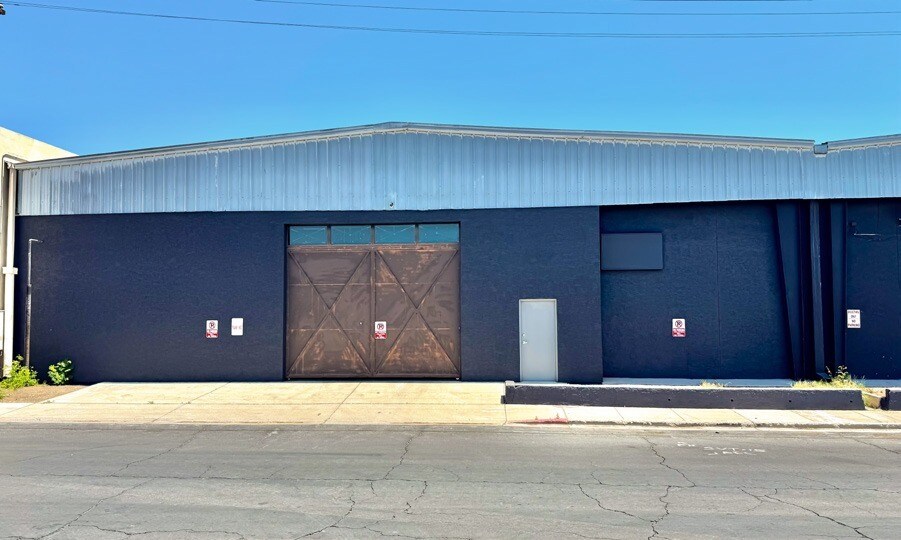 More Photos Of 441 S Robson St, Mesa Warehouse For Lease