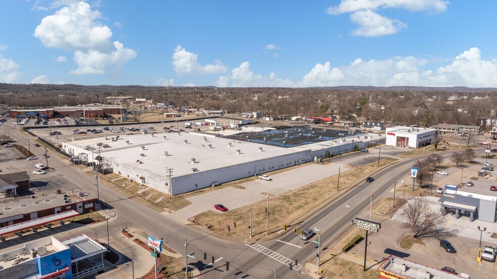 More Photos Of 1801 Russellville Rd, Bowling Green Manufacturing For Sale