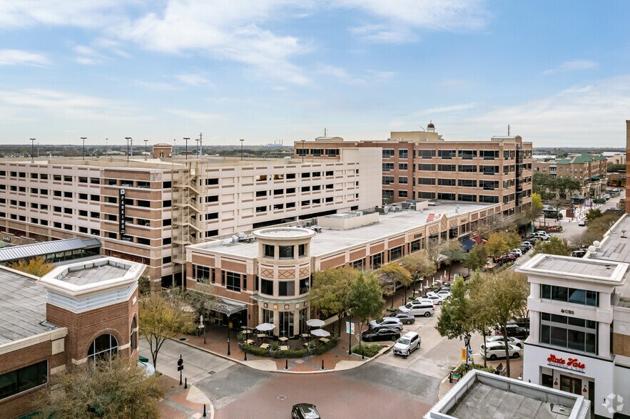 More Photos Of 15903-15929 City Walk, Sugar Land Office For Lease