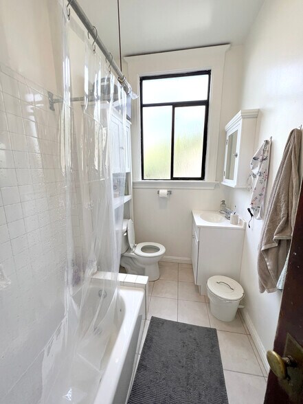 More Photos Of 1003-1011 Anza, San Francisco Apartments For Sale