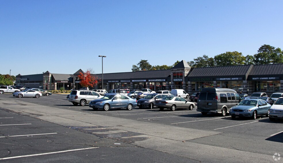 More Photos Of 3041-3134 Golansky Blvd, Woodbridge General Retail For Sale