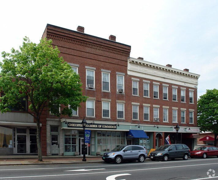 More Photos Of 258-270 Exchange St, Chicopee Storefront Retail Residential For Lease