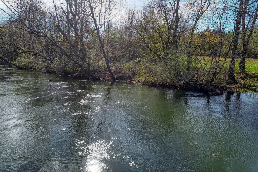 More Photos Of 311 Ross Cemetery Rd, Rocky Top Land For Sale