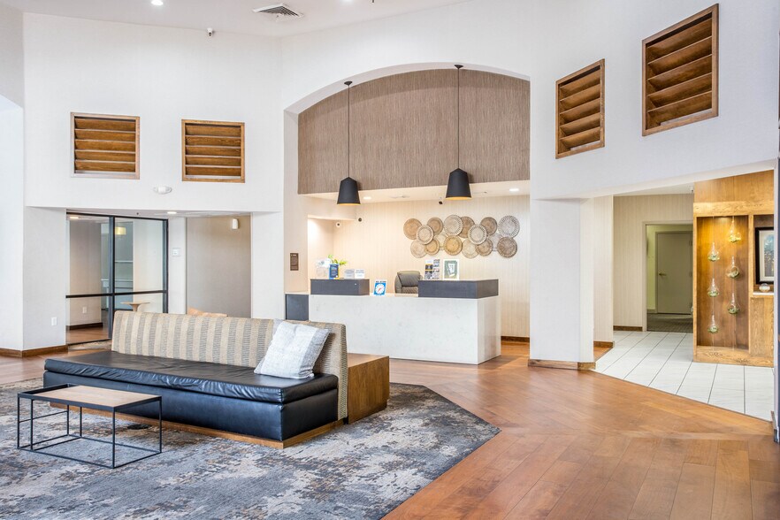 More Photos Of 11260 Point East Dr, Rancho Cordova Apartments For Sale