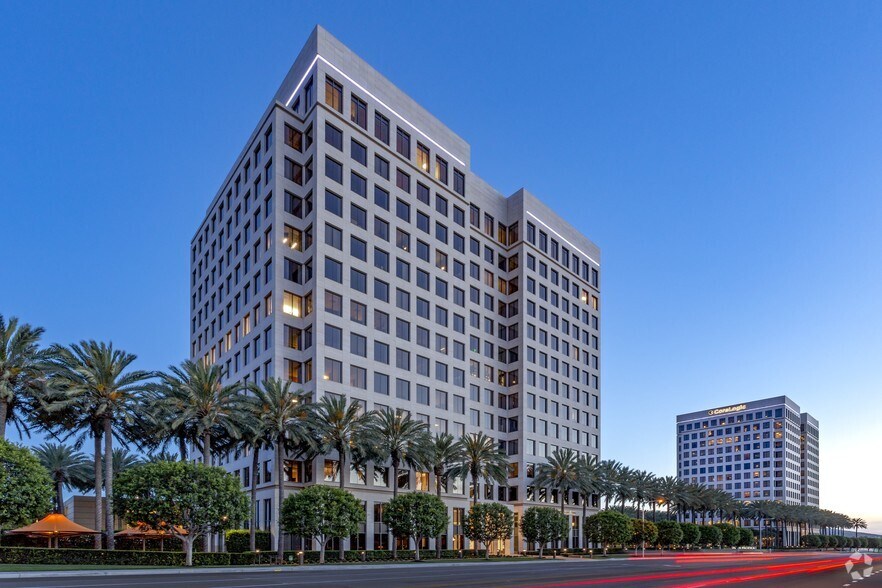 More Photos Of 20 Pacifica, Irvine Office For Lease