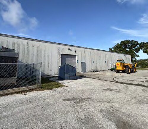 More Photos Of 2050 Sunnydale Blvd W, Clearwater Manufacturing For Sale