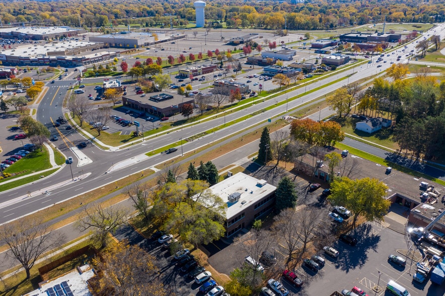 More Photos Of 5615 Brooklyn Blvd, Brooklyn Center Office For Sale