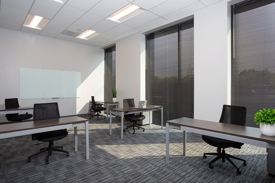 More Photos Of 12645 Olive Blvd, Creve Coeur Coworking Space