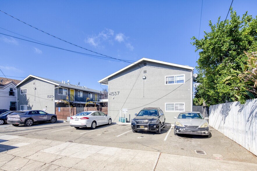 Primary Photo Of 1523-1527 8th Ave, Oakland Apartments For Sale