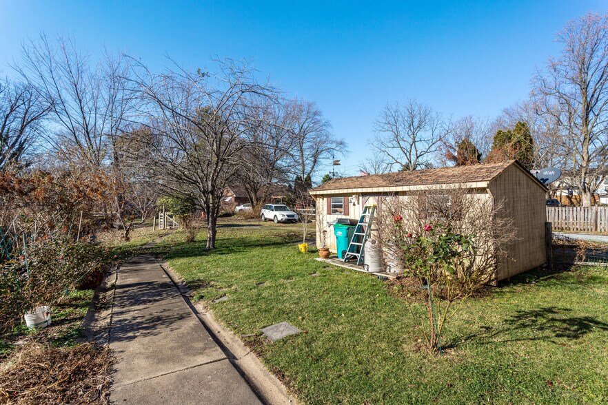 More Photos Of 104 N Main St, Boonsboro Apartments For Sale