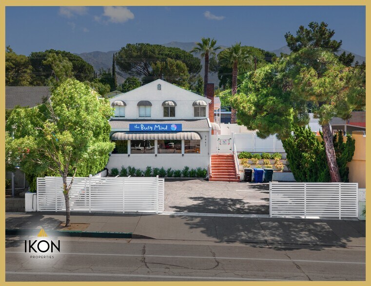 Primary Photo Of 3847 Foothill Blvd, La Crescenta Freestanding For Lease