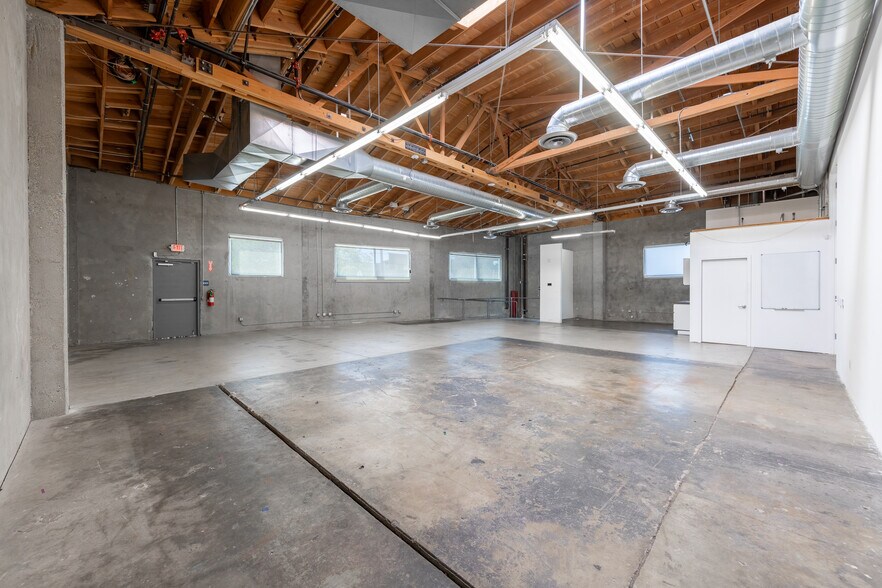 More Photos Of 6006 Washington Blvd, Culver City Loft Creative Space For Sale