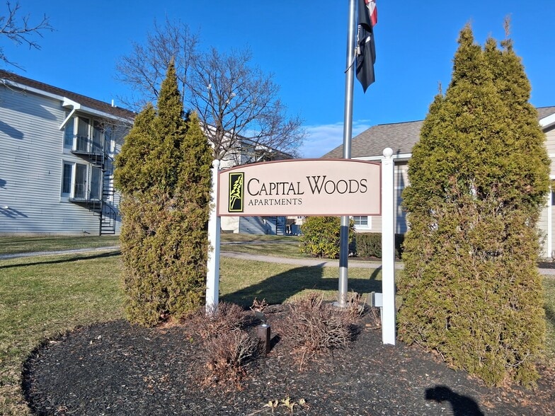 More Photos Of Capital Woods, Albany Apartments For Sale