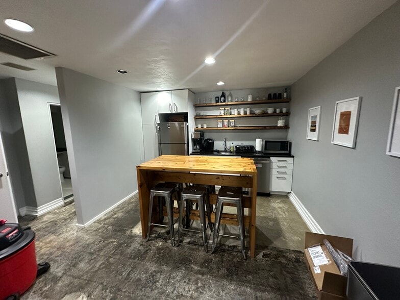 More Photos Of 211 W Freemason St, Norfolk Office Residential For Lease