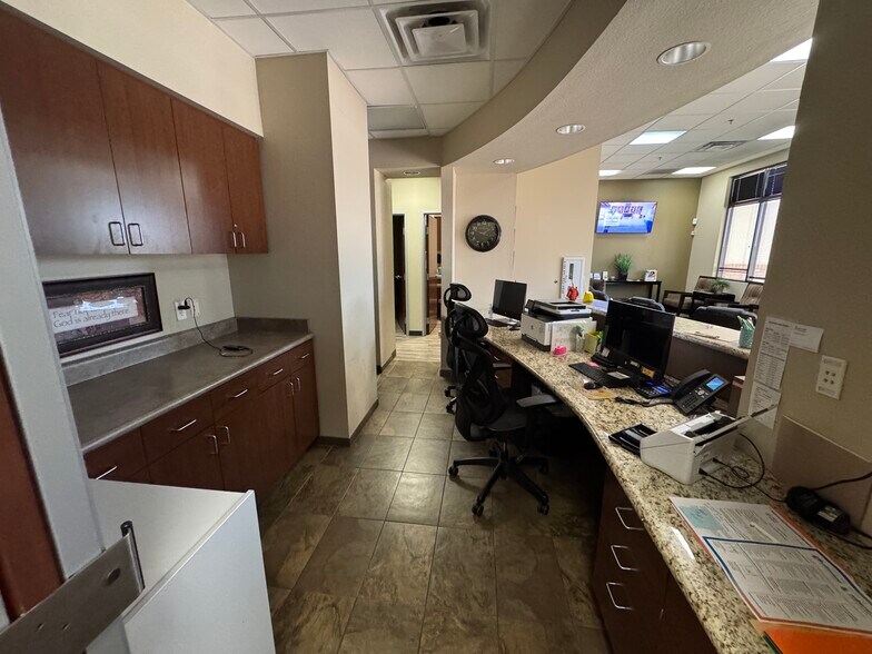More Photos Of 2919 S Ellsworth Rd, Mesa Medical For Lease