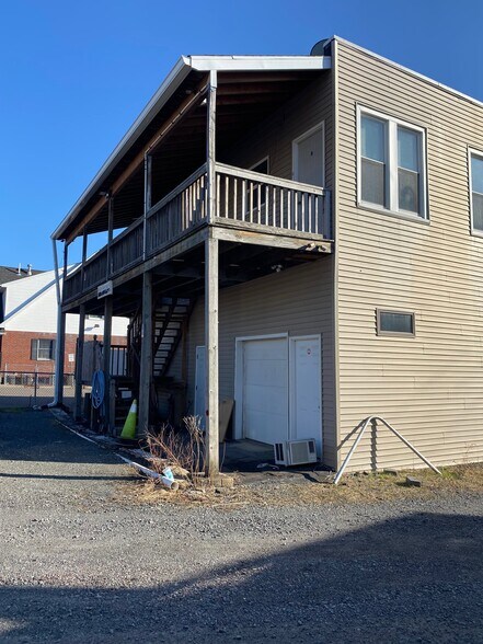 More Photos Of 429-431 Main St, Kingston Storefront Retail Residential For Sale