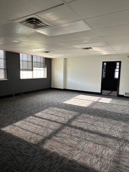 More Photos Of 18513 Euclid Ave, Cleveland Industrial For Sale