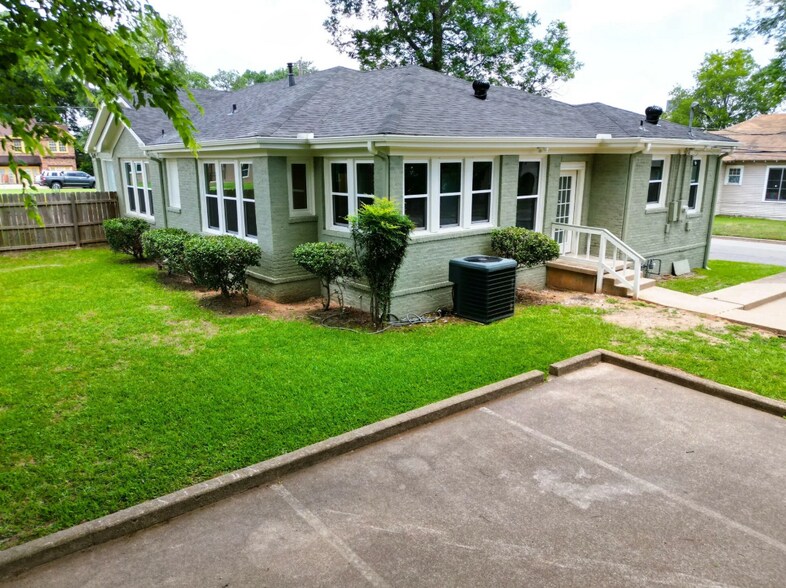 More Photos Of 514 S Fannin Ave, Tyler Loft Creative Space For Lease