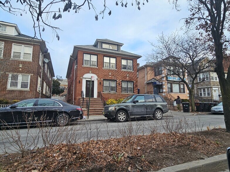 More Photos Of 3733 75th St, Jackson Heights Apartments For Sale