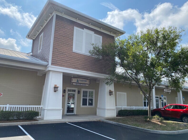 More Photos Of 737 Highway 466, Lady Lake Office For Sale