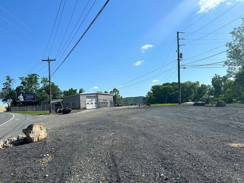 More Photos Of 1185 Morgantown Rd, Reading Warehouse For Lease