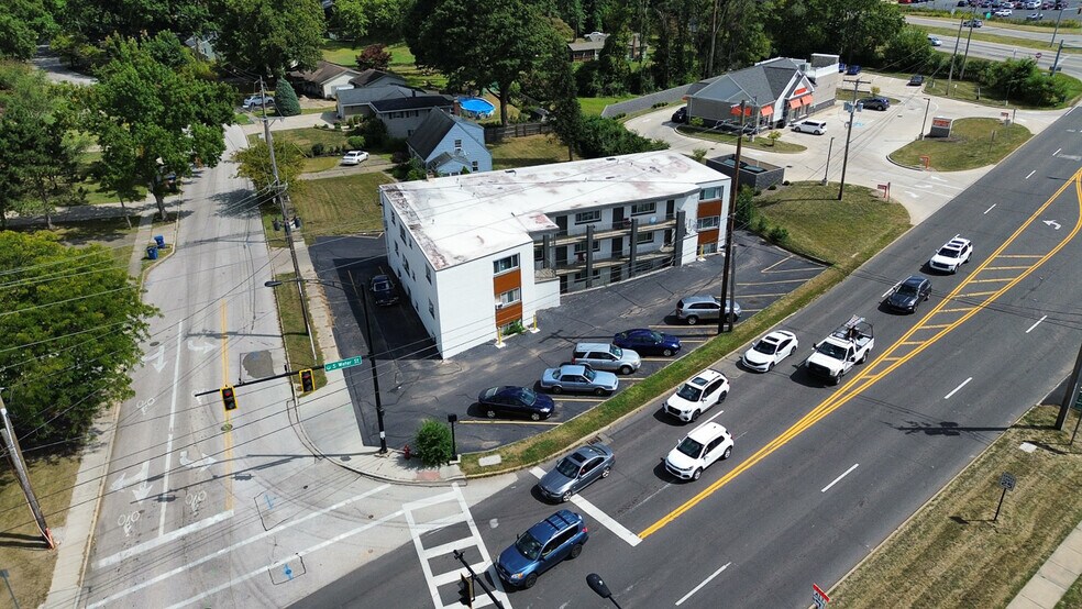 More Photos Of 1605 S Water St, Kent Apartments For Sale