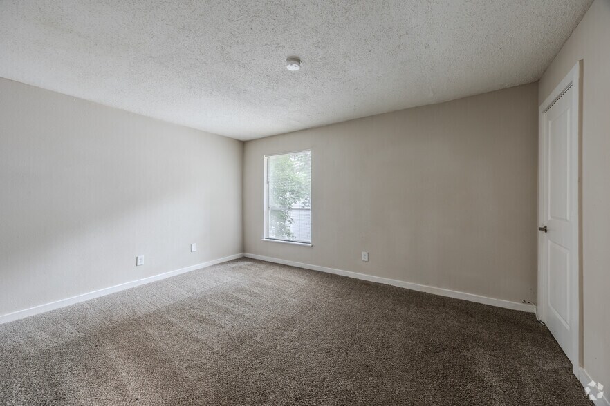 More Photos Of 3100 Godby Rd, College Park Apartments For Sale