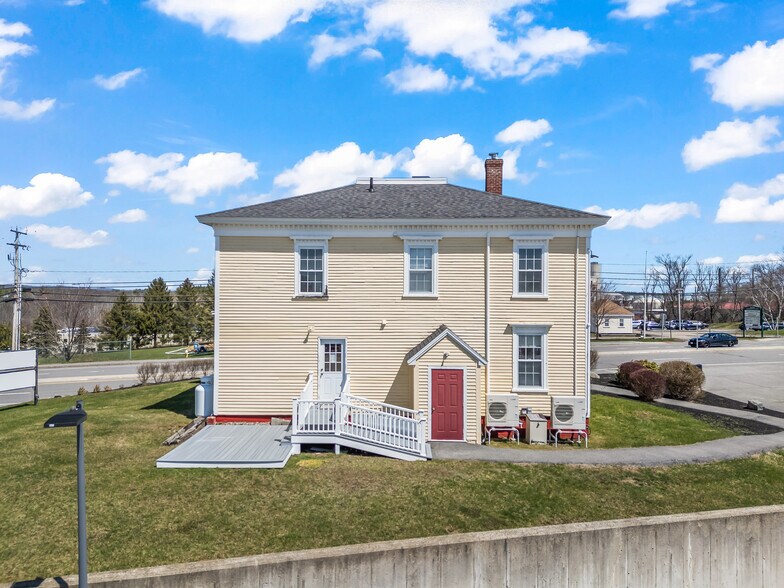 More Photos Of 2204 Woodbury Ave, Newington Office For Sale