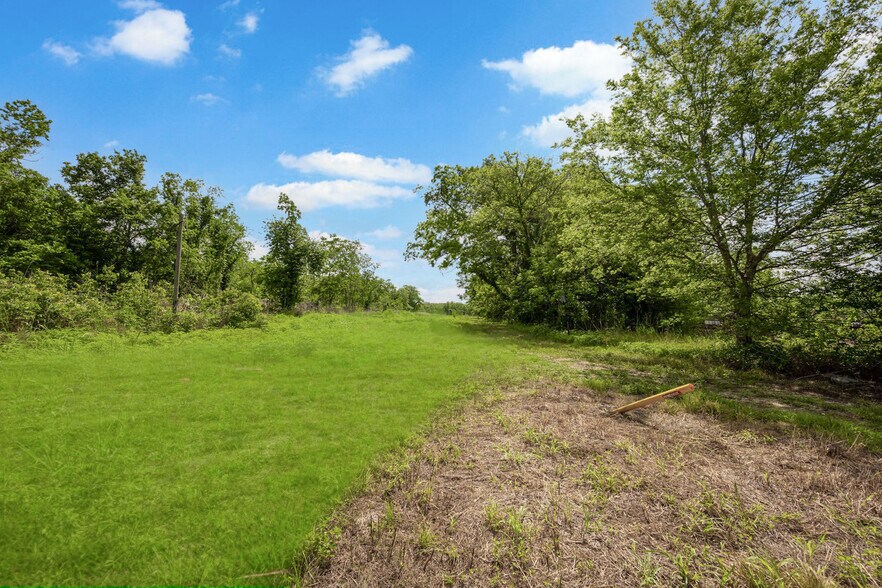 More Photos Of 2932 W FM 1462, Rosharon Land For Sale